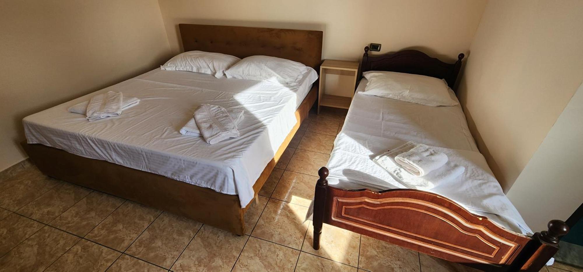 Hotel La Villa Tiranë Eksteriør bilde