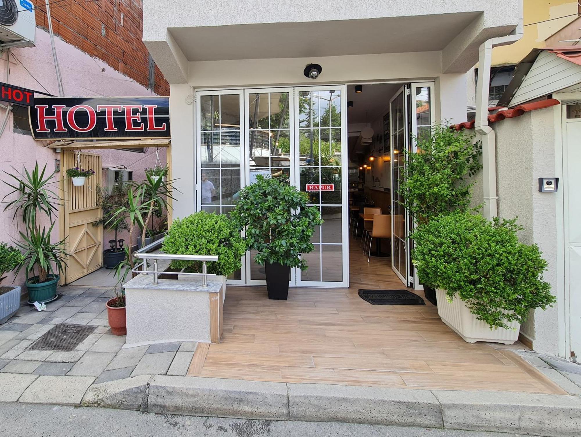 Hotel La Villa Tiranë Eksteriør bilde