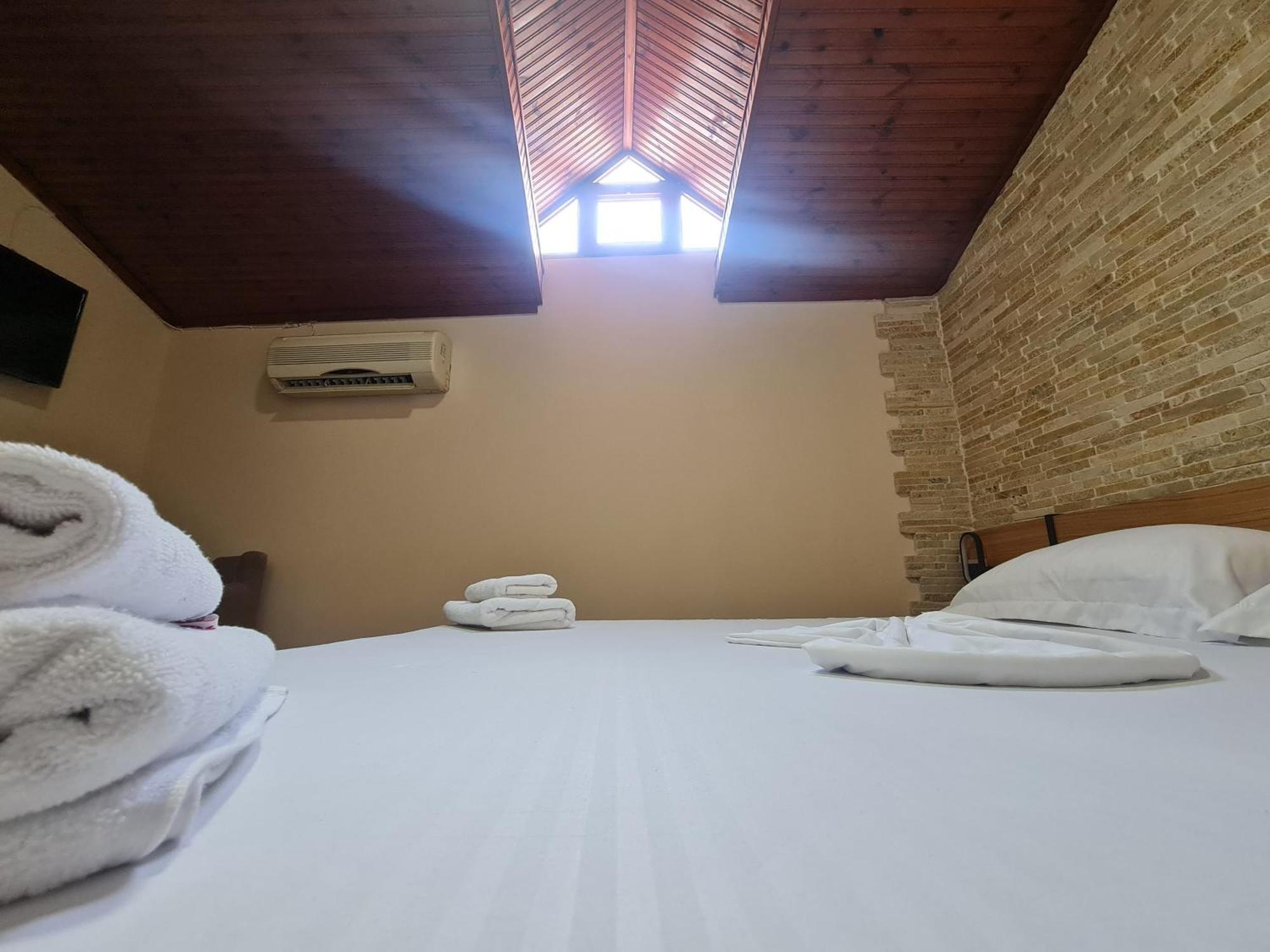 Hotel La Villa Tiranë Eksteriør bilde