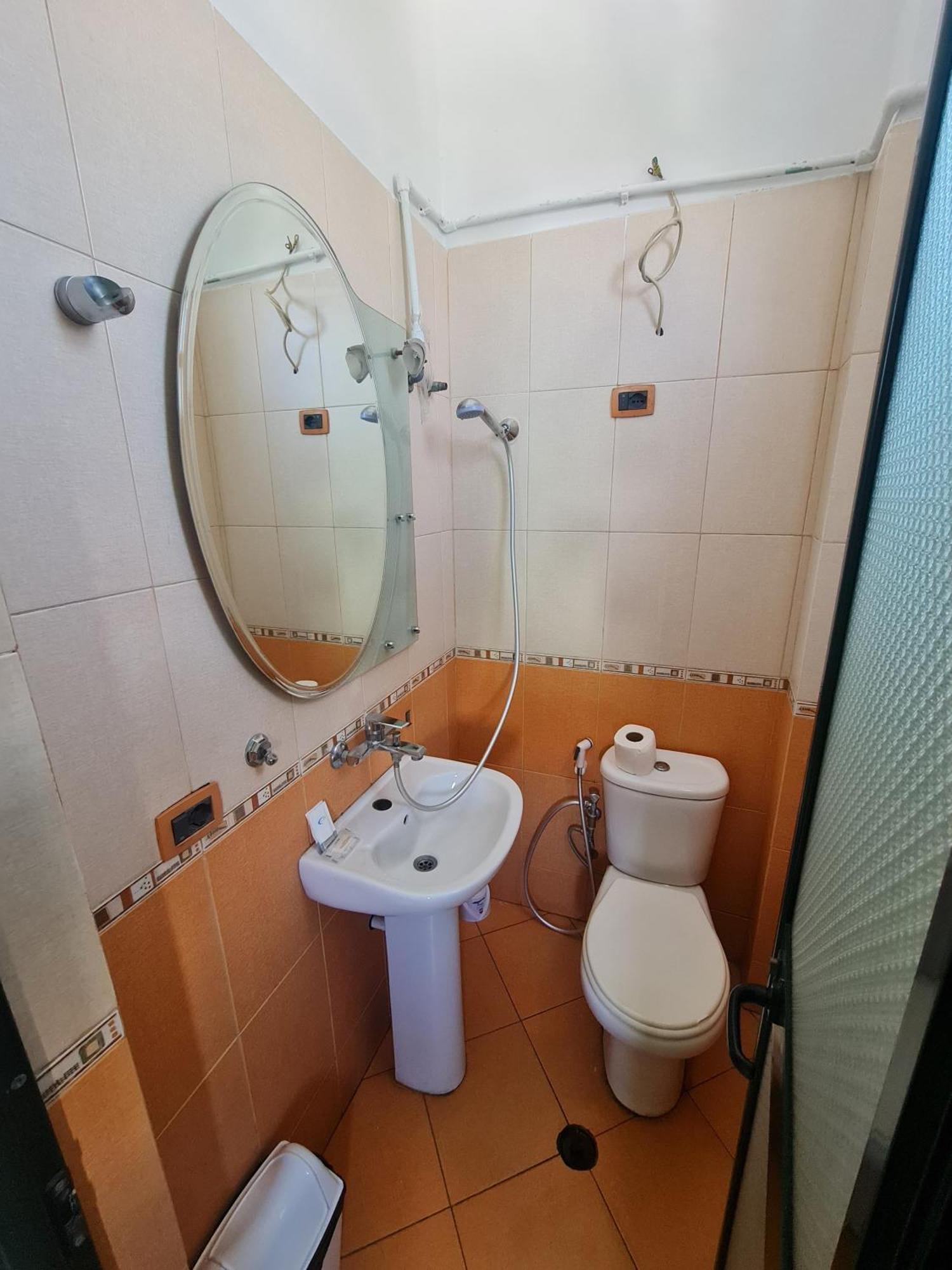 Hotel La Villa Tiranë Eksteriør bilde